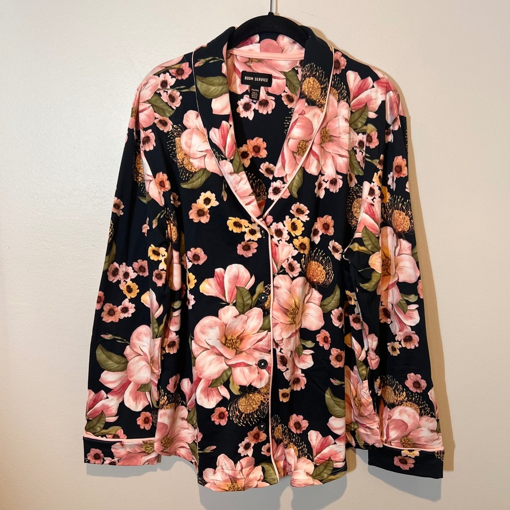 Room Service Ultra Soft Floral 2 Piece Pajamas Set Shirt Pants Winter Cozy XXL - Picture 2 of 16